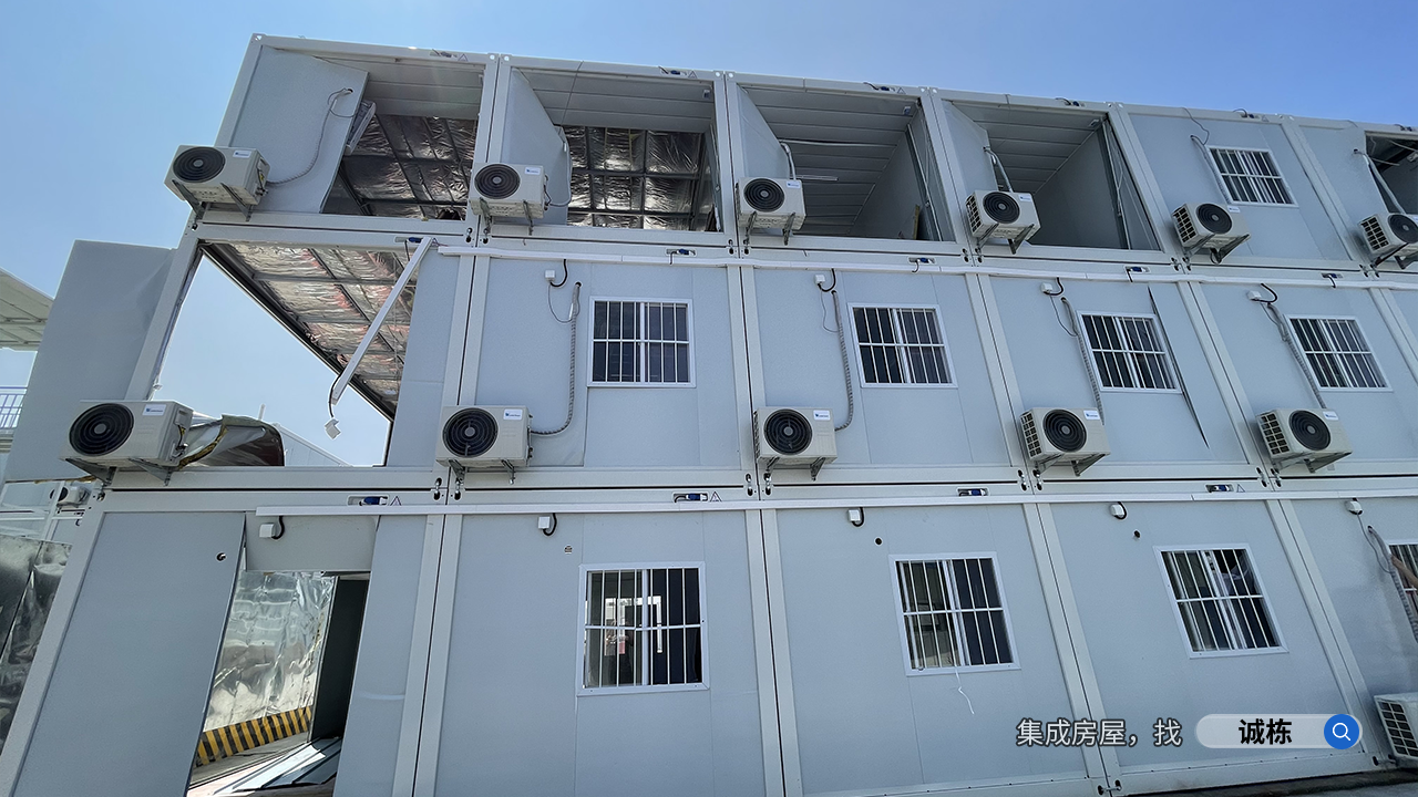 集装箱活动房厂家：打造高性价比临时建筑解决方案